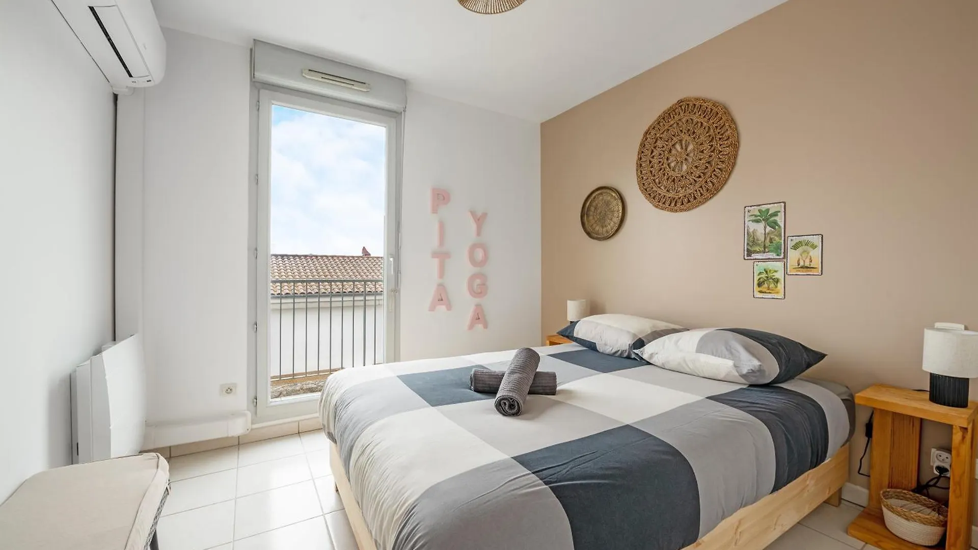 Le Surf : Triplex Apartment Toulouse