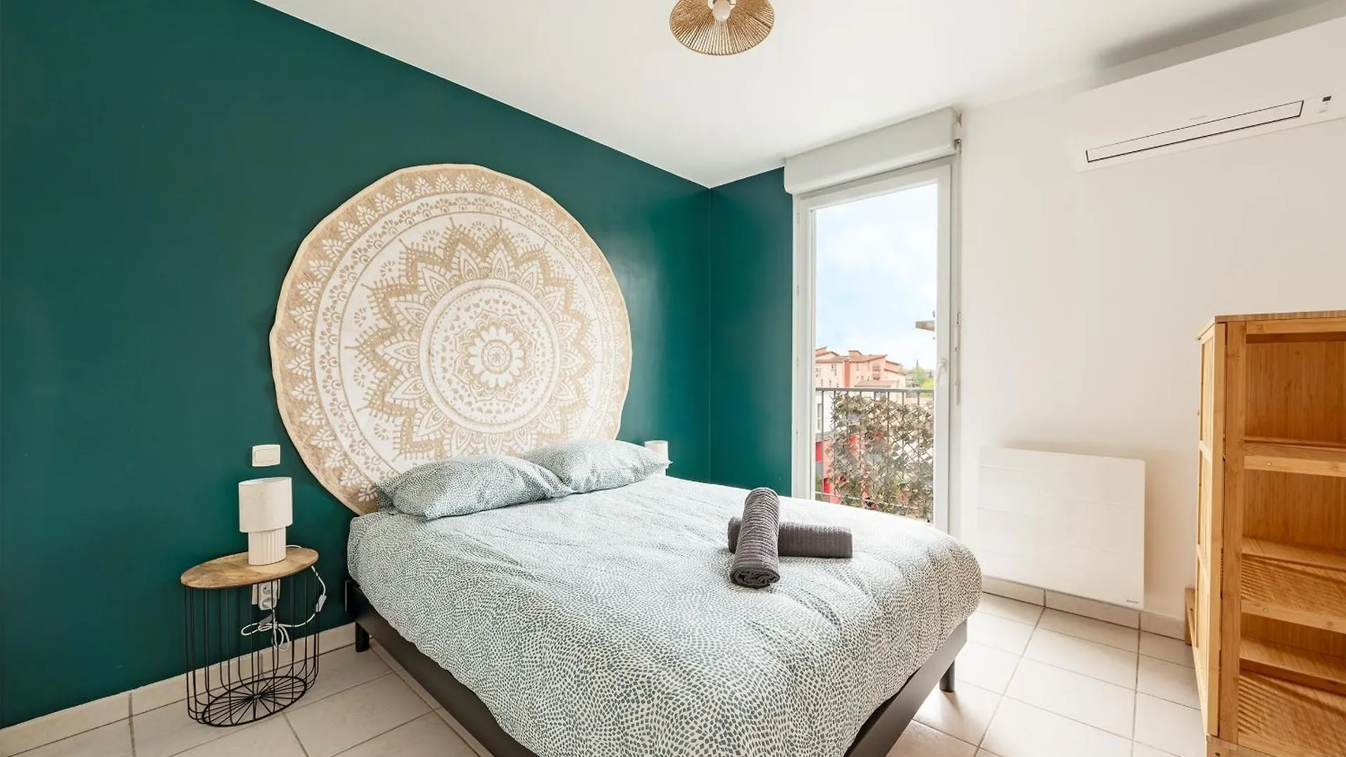 Le Surf : Triplex Apartment Toulouse