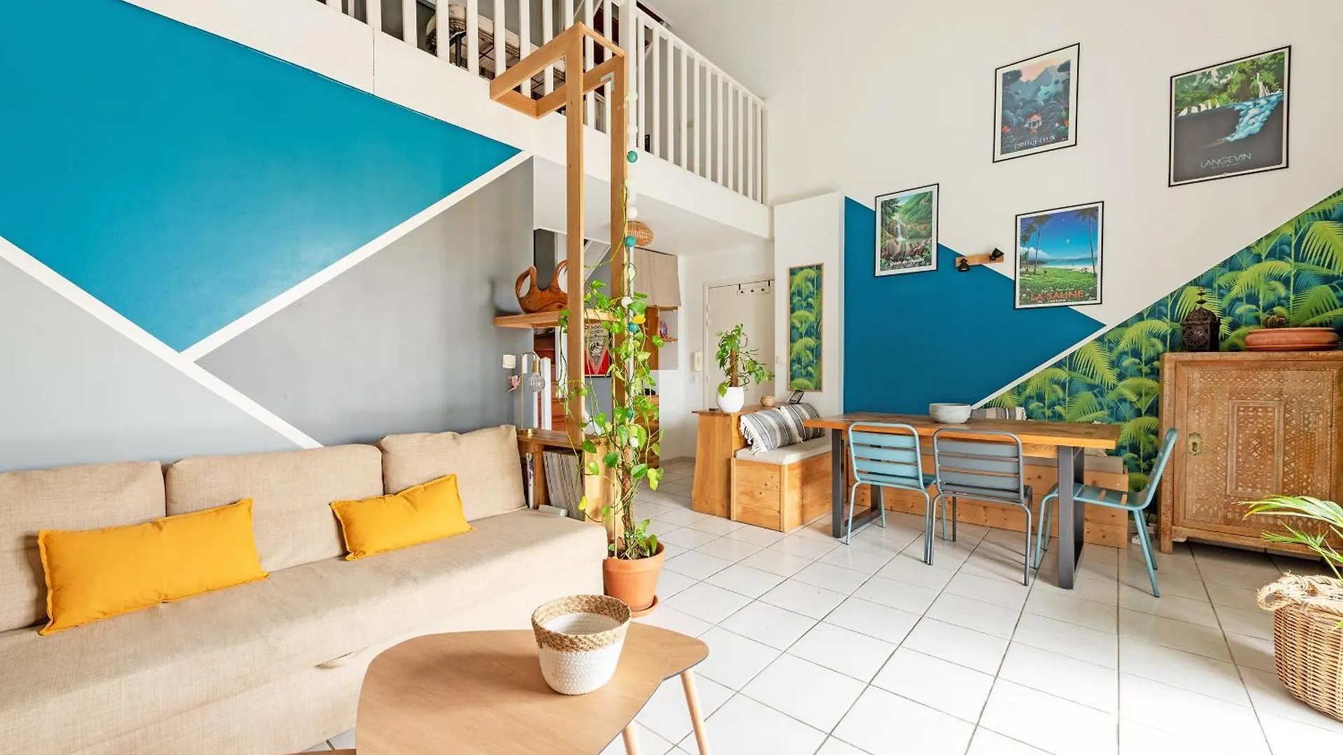 Le Surf : Triplex Apartment Toulouse